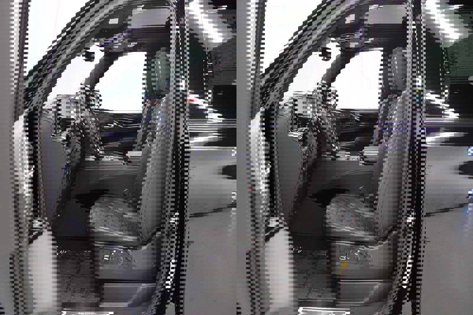 Certified 2023 Cadillac Escalade ESV V image 20