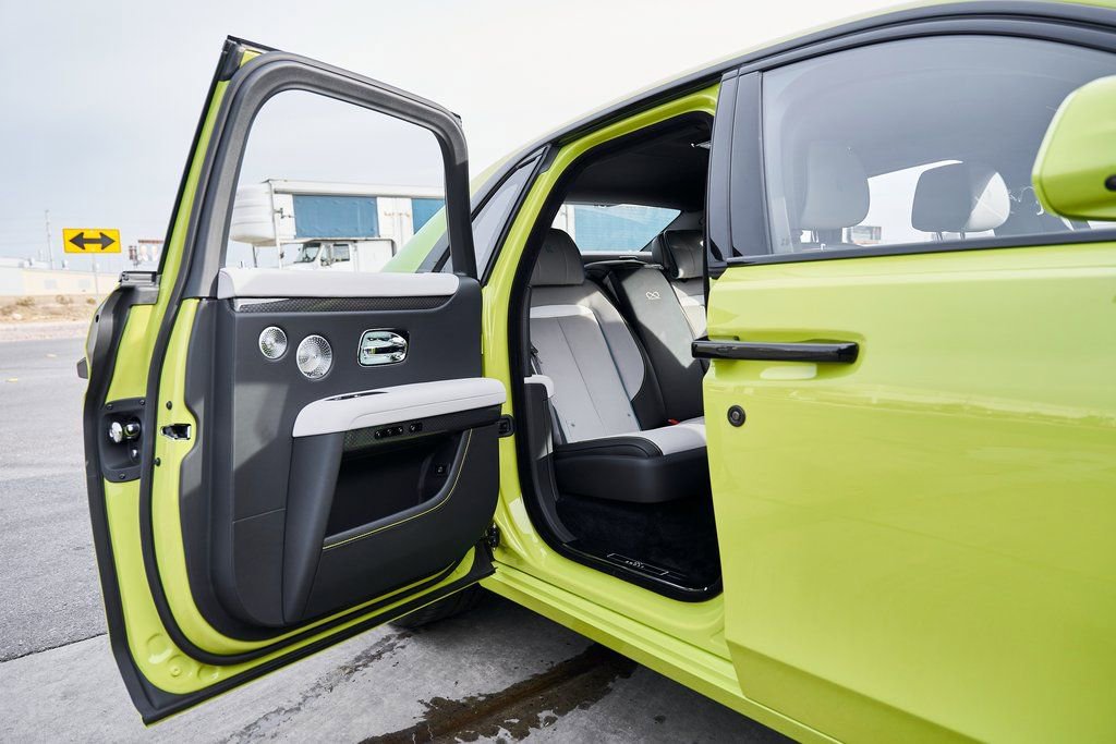 Used 2025 Rolls-Royce Ghost Black Badge image 25