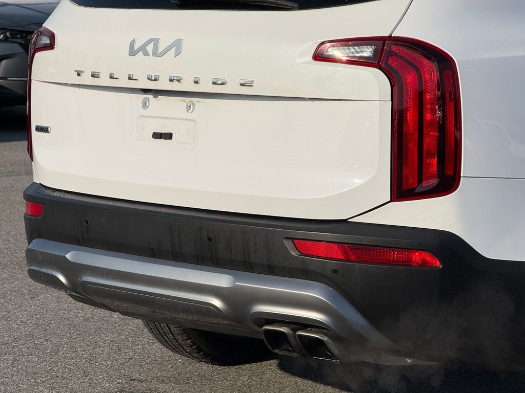 Used 2022 Kia Telluride S image 6