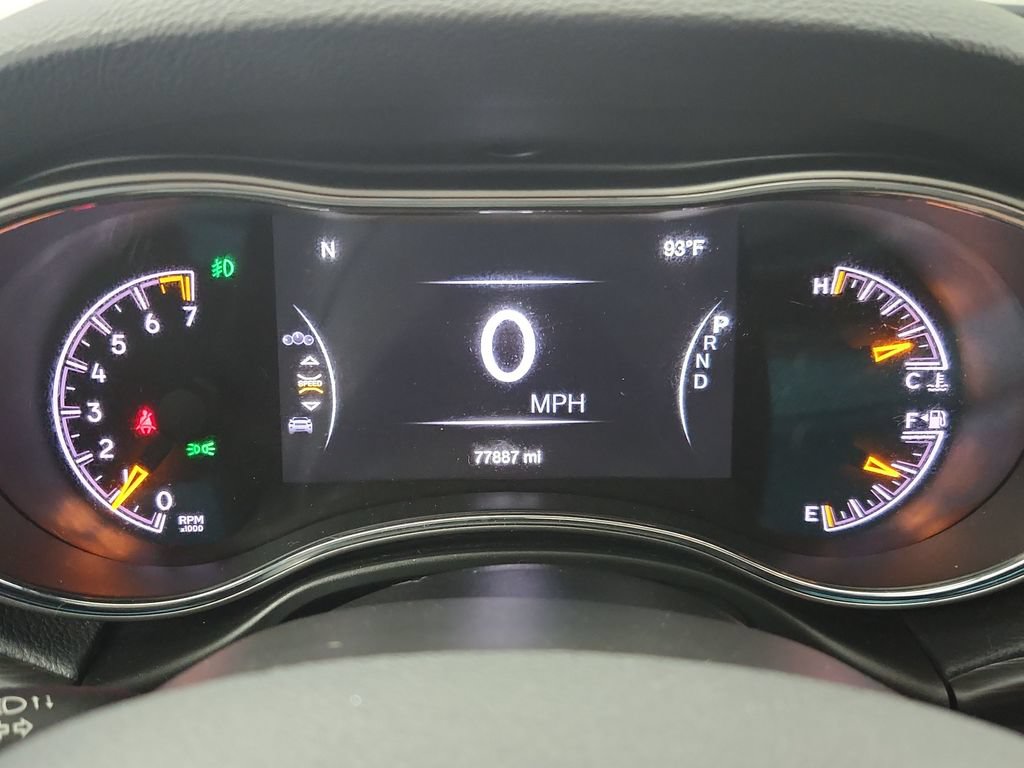 Used 2022 Jeep Grand Cherokee Limited AWD/4WD image 26