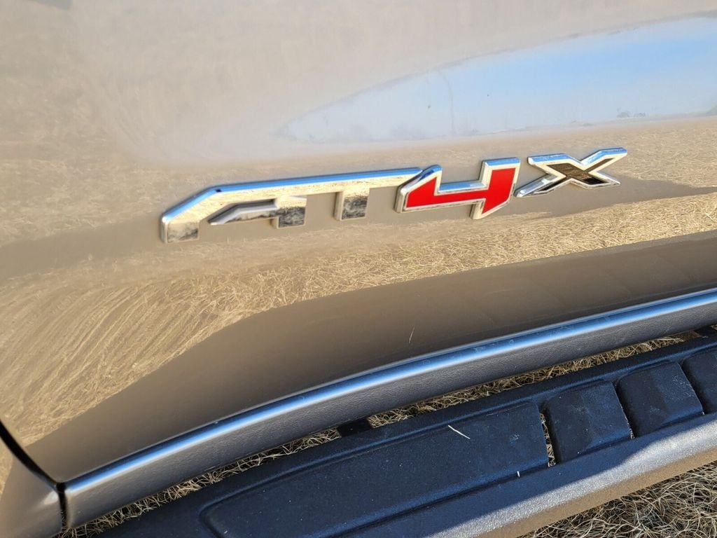 Used 2024 GMC Sierra 1500 AT4X AWD/4WD image 19