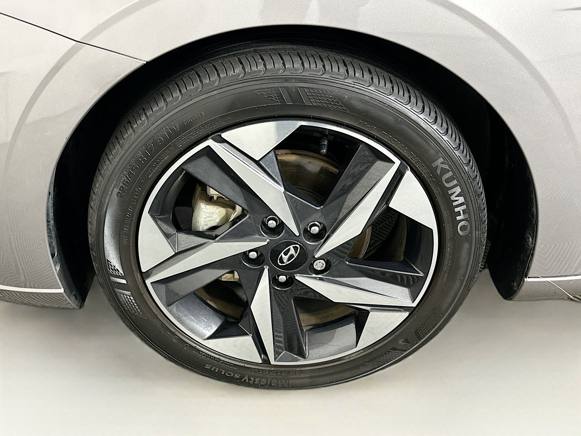 Used 2023 Hyundai Elantra SEL w/ Convenience Package FWD image 11