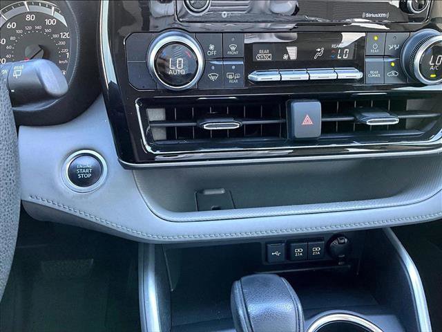 Used 2021 Toyota Highlander L image 24