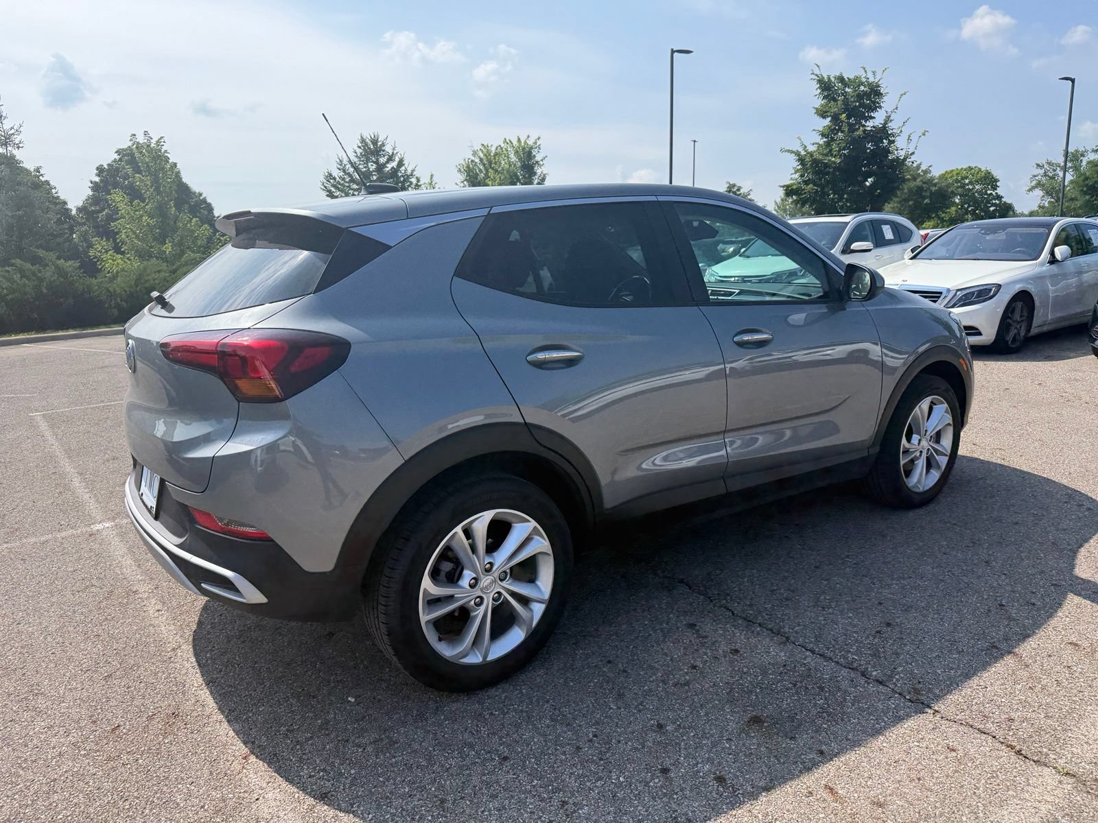 Used 2023 Buick Encore GX Preferred w/ Cold Weather Comfort Package FWD image 5