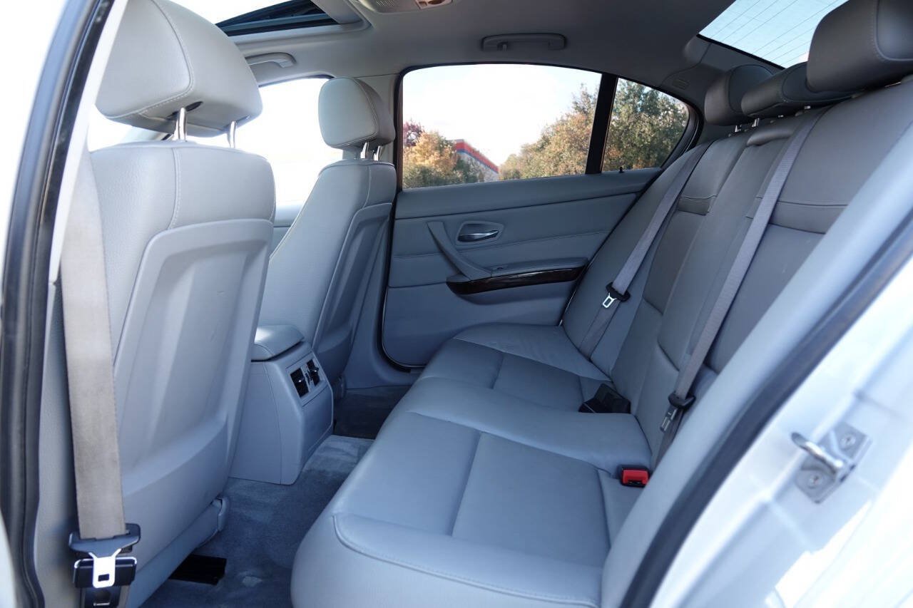 Used 2011 BMW 335d Sedan RWD image 51