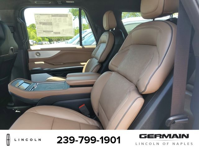 New 2026 Lincoln Navigator L Black Label AWD/4WD image 19