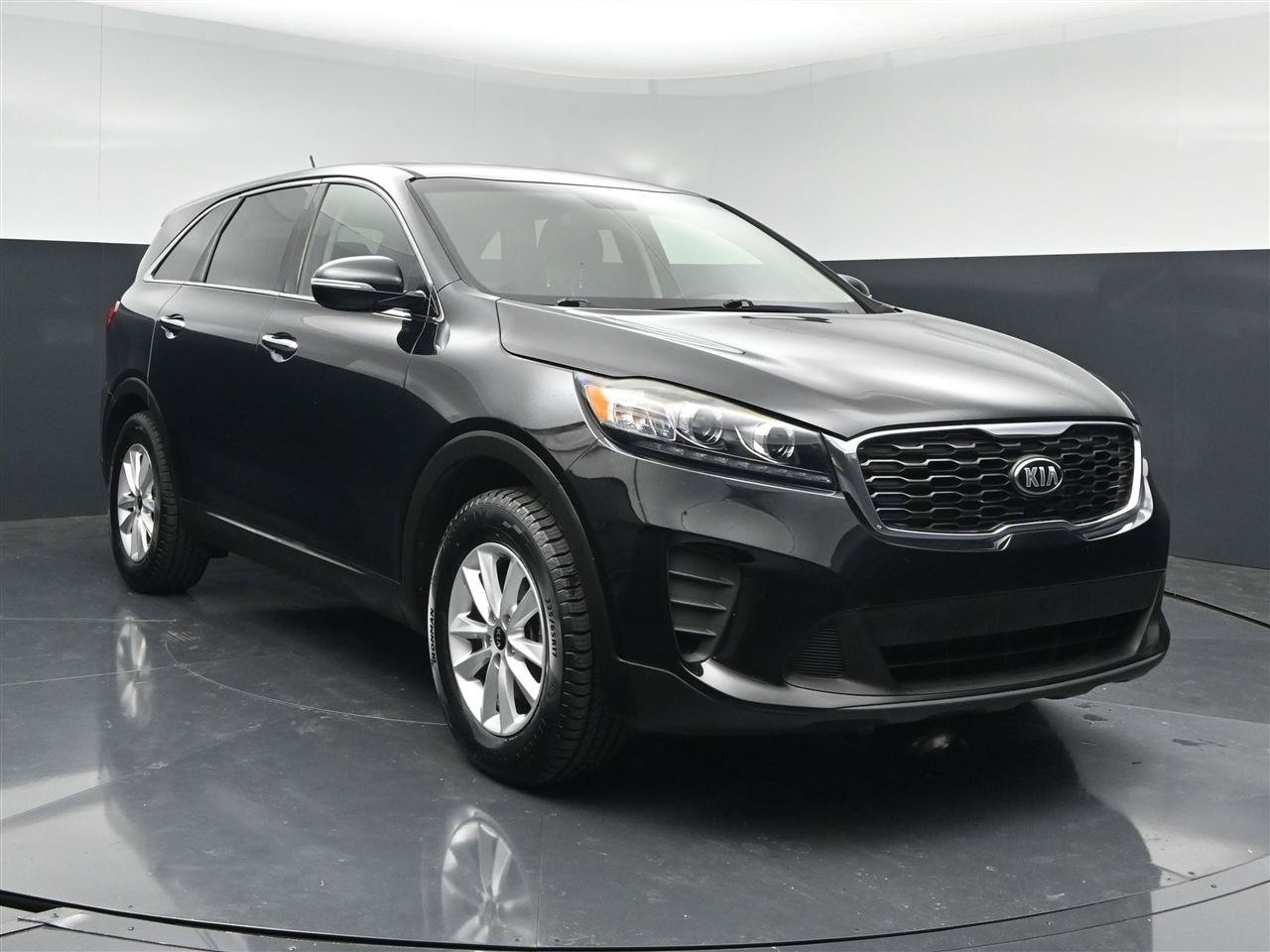 Used 2019 Kia Sorento L FWD image 3