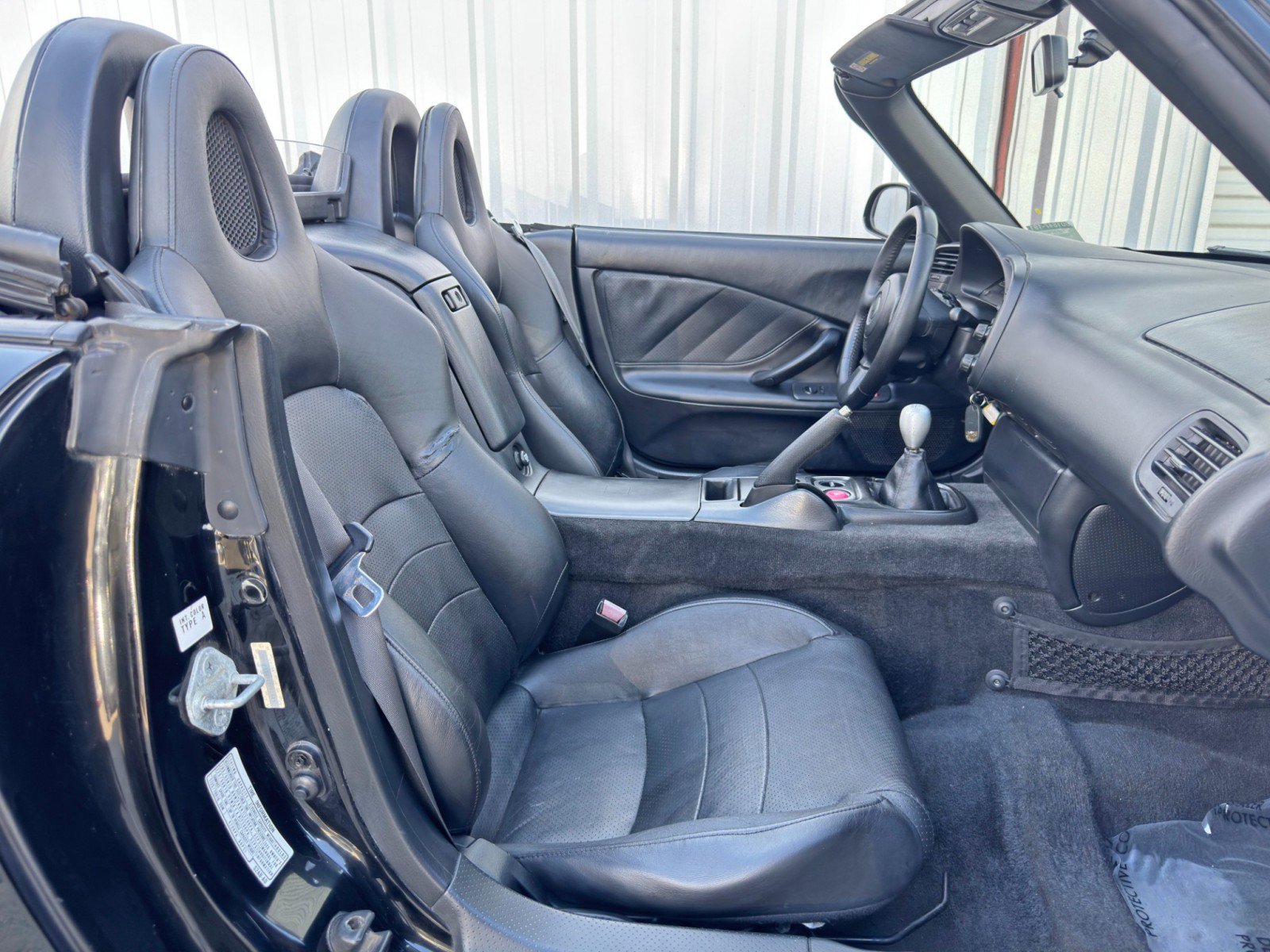 Used 2001 Honda S2000 image 14