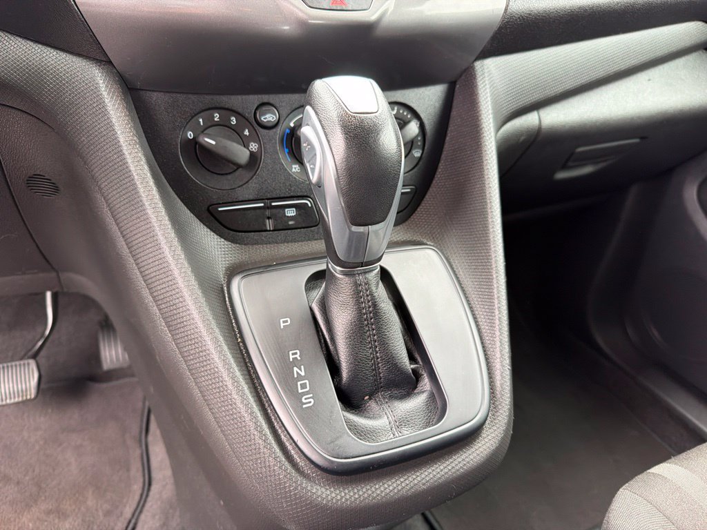 Used 2016 Ford Transit Connect XLT FWD image 15