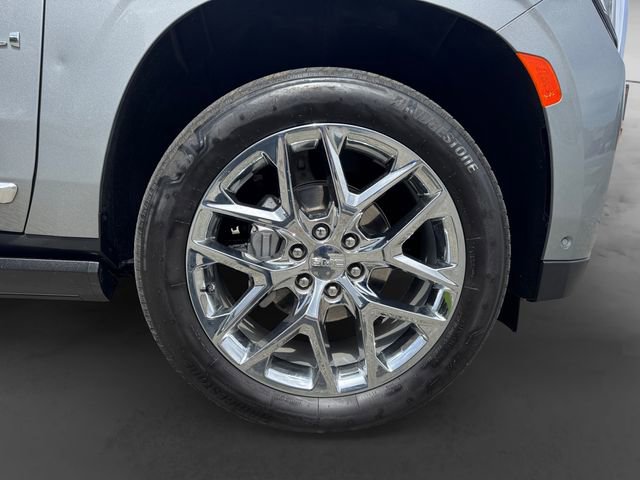Used 2024 GMC Yukon Denali w/ Denali Reserve Package image 7