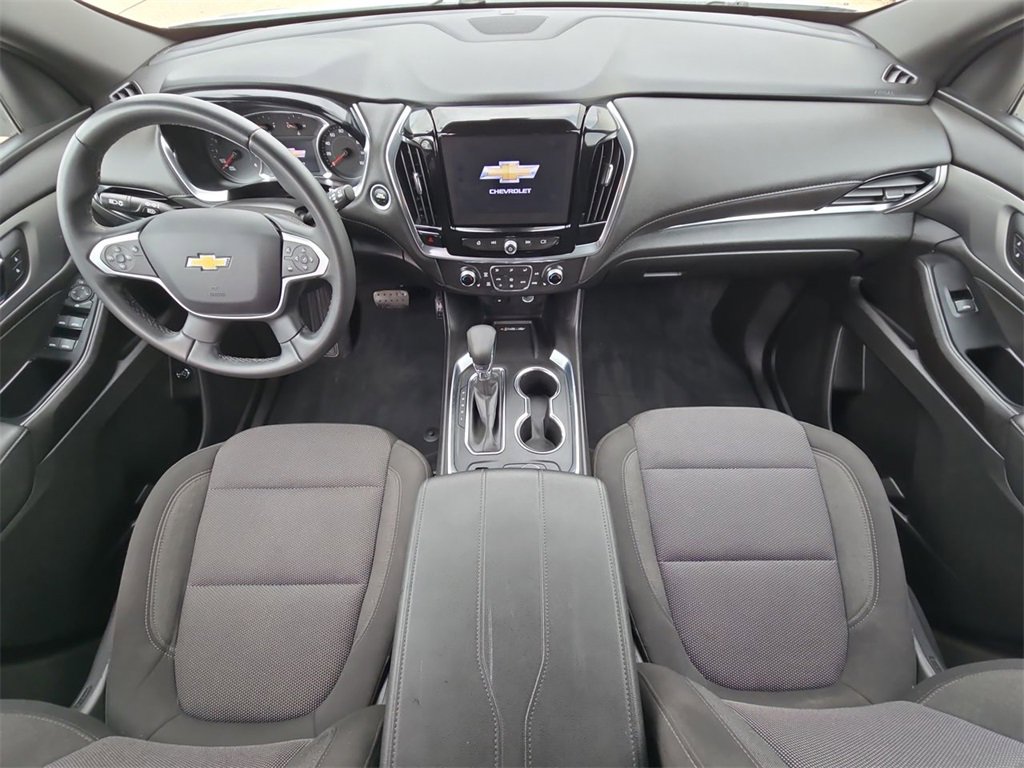 Used 2023 Chevrolet Traverse LT image 21