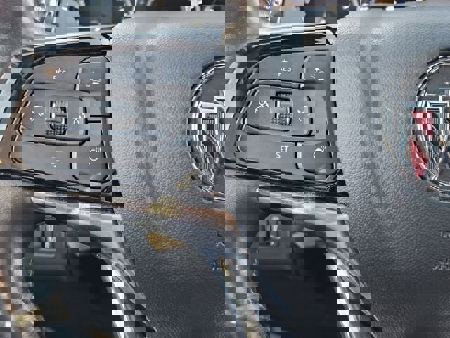 Used 2024 Buick Enclave Premium image 27