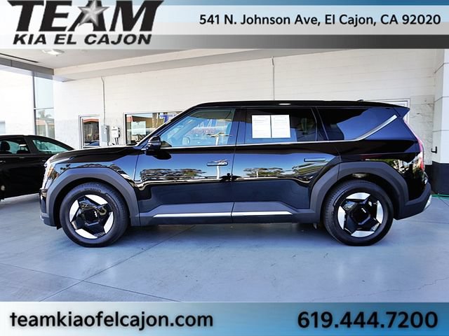 Certified 2024 Kia EV9 Light Long Range RWD image 6