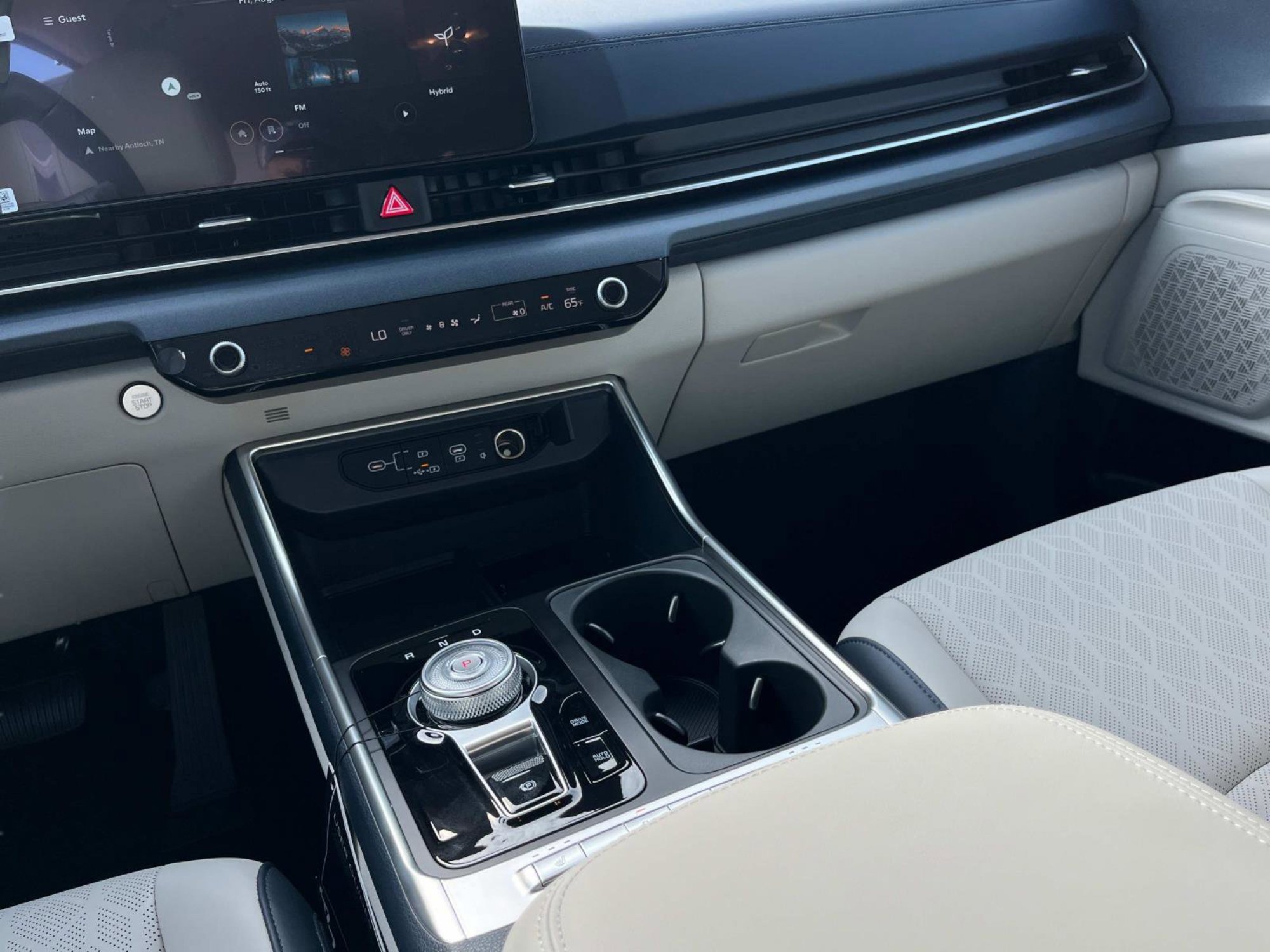 New 2026 Kia Carnival EX FWD image 14