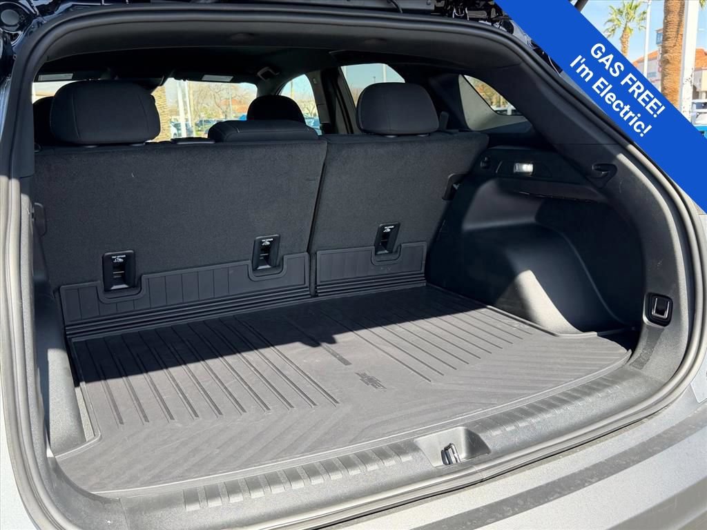 New 2026 Chevrolet Blazer EV LT w/ Midnight/Sport Edition FWD image 8