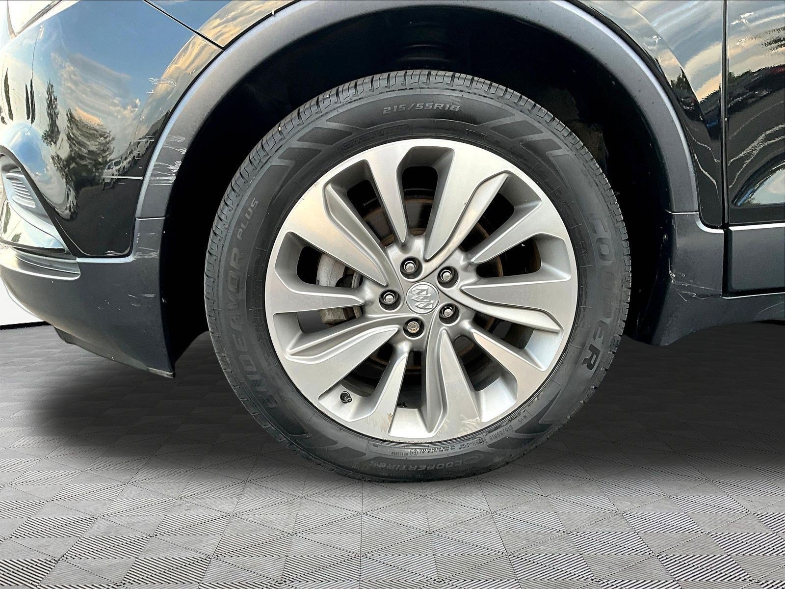 Used 2019 Buick Encore Preferred FWD image 32