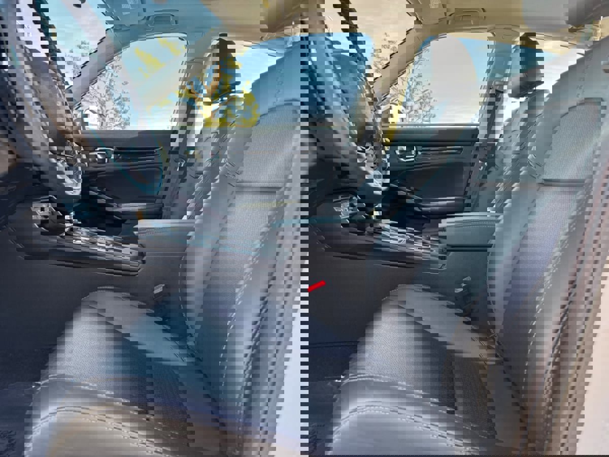 Used 2023 Honda Civic Touring image 17