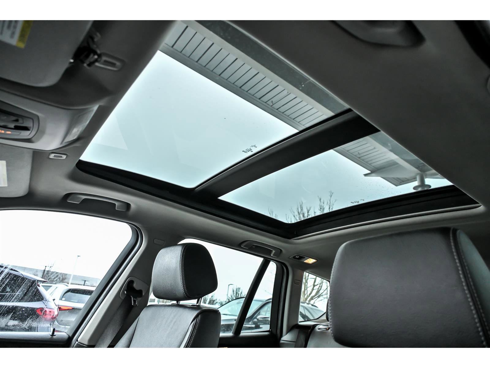 Used 2016 BMW X3 xDrive28i AWD/4WD image 13