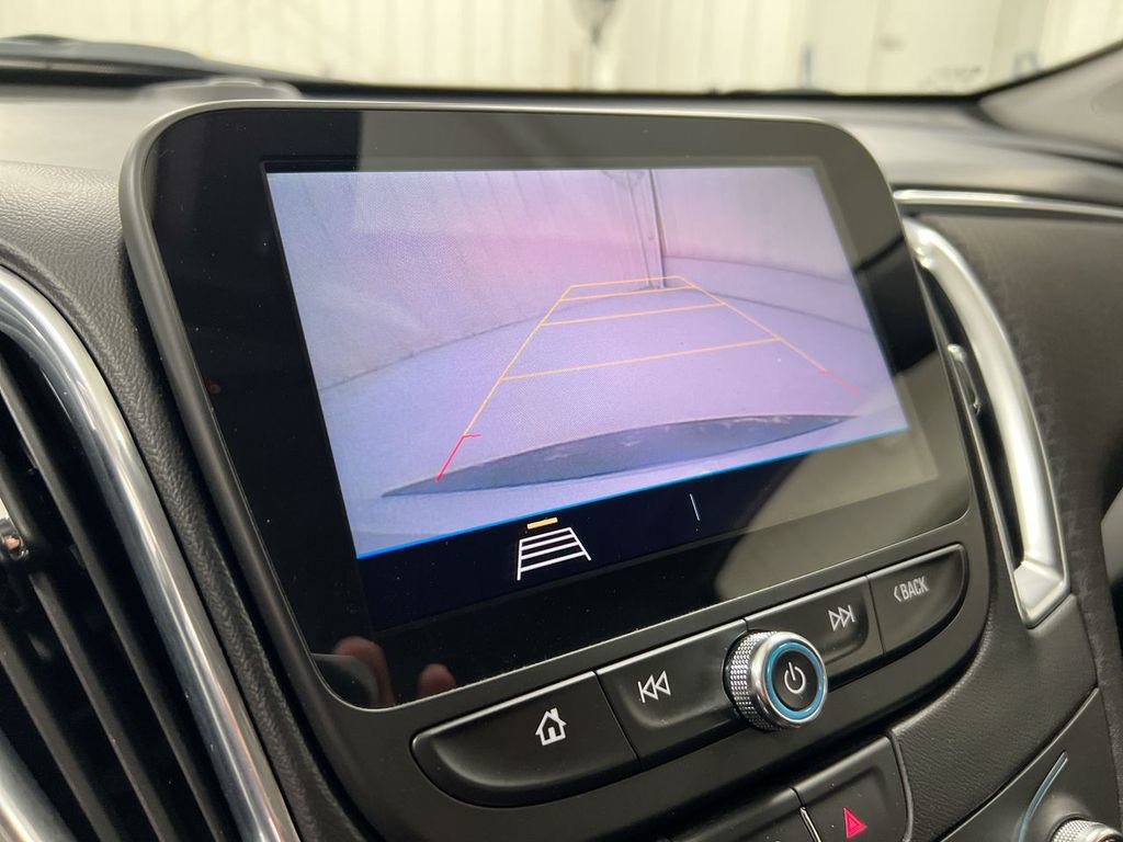 Used 2020 Chevrolet Malibu LT image 15