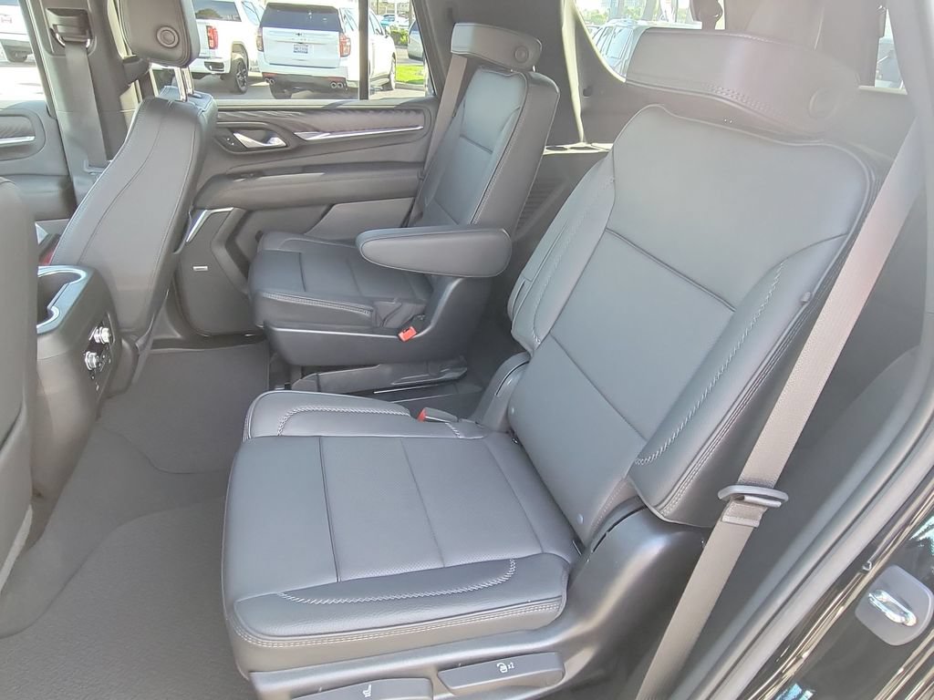 Used 2023 GMC Yukon Denali AWD/4WD image 26