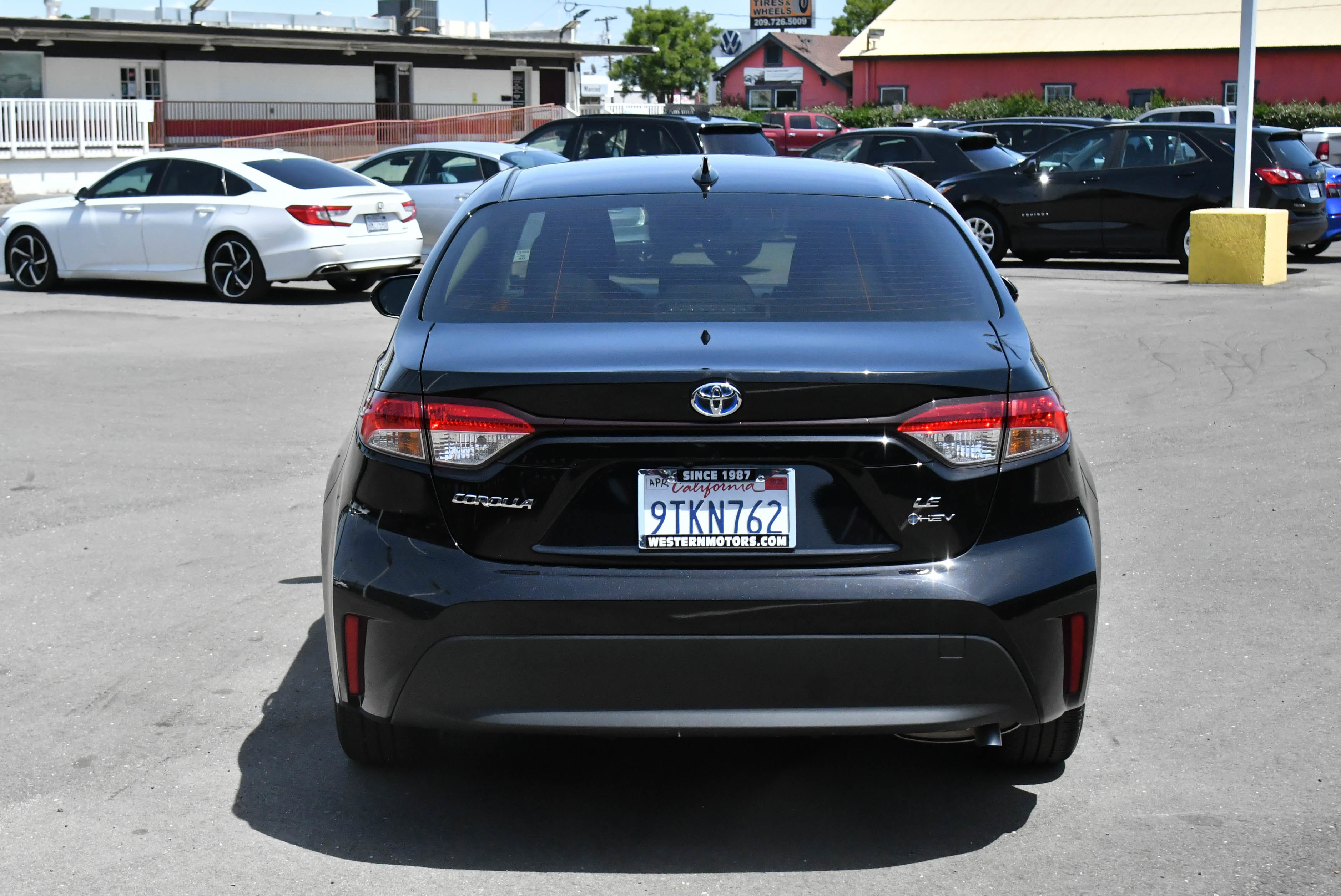Used 2025 Toyota Corolla LE w/ Convenience Package FWD image 7