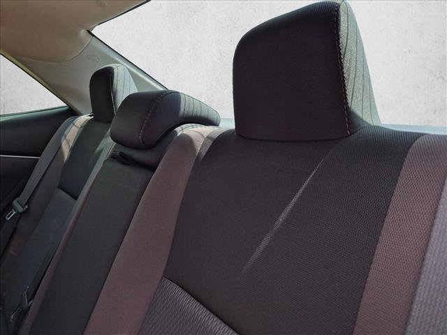 Used 2017 Toyota Corolla LE FWD image 12