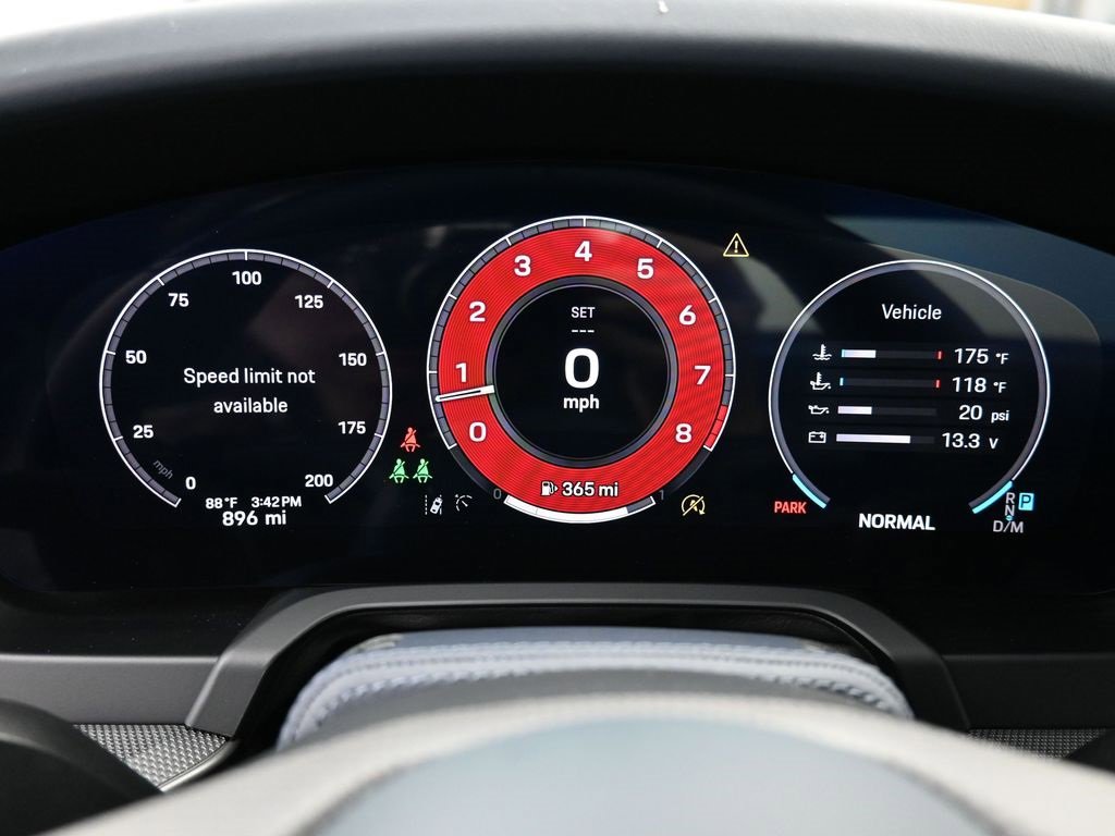 Used 2025 Porsche 911 Carrera image 28