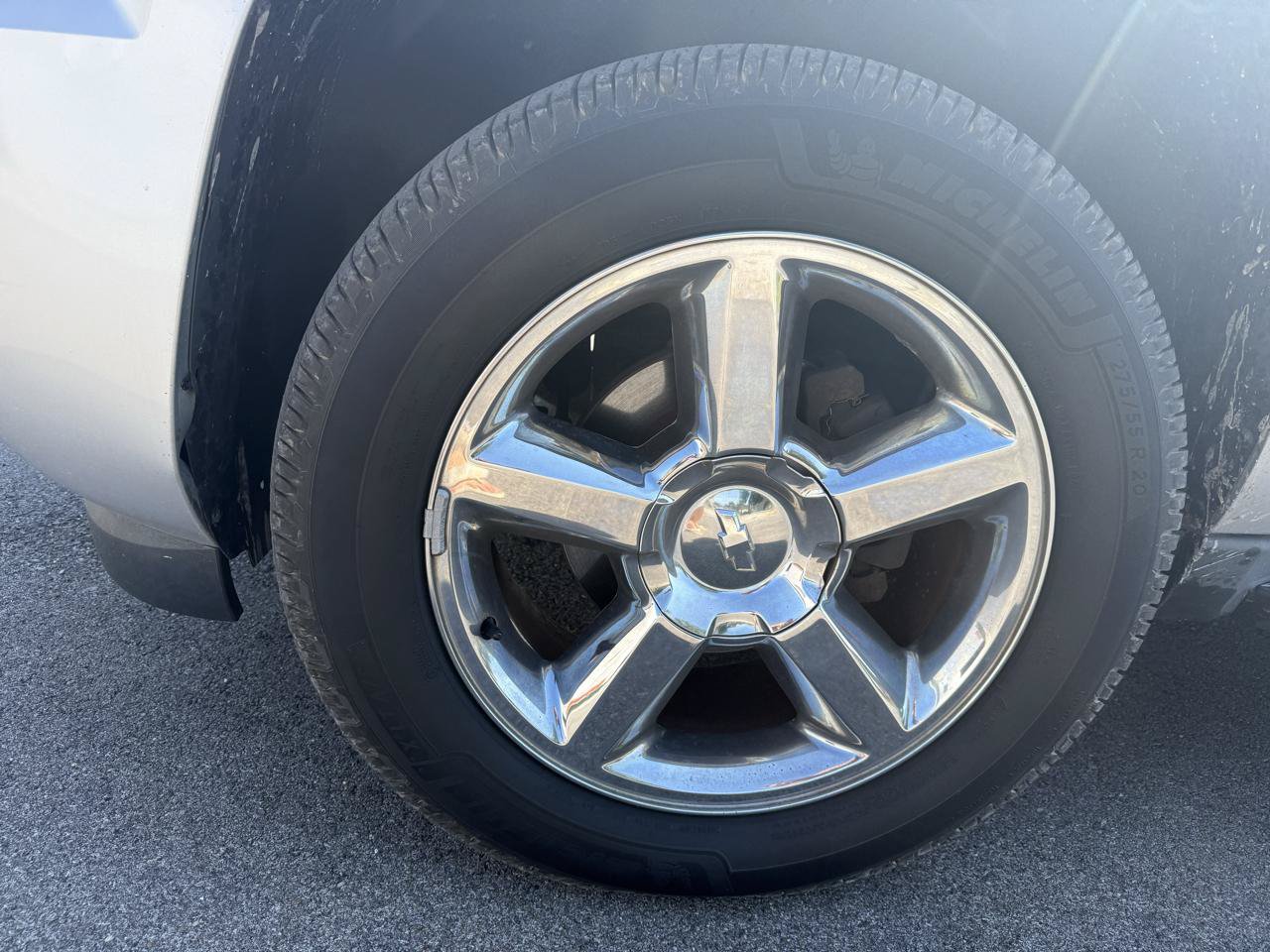Used 2013 Chevrolet Avalanche LTZ AWD/4WD image 9