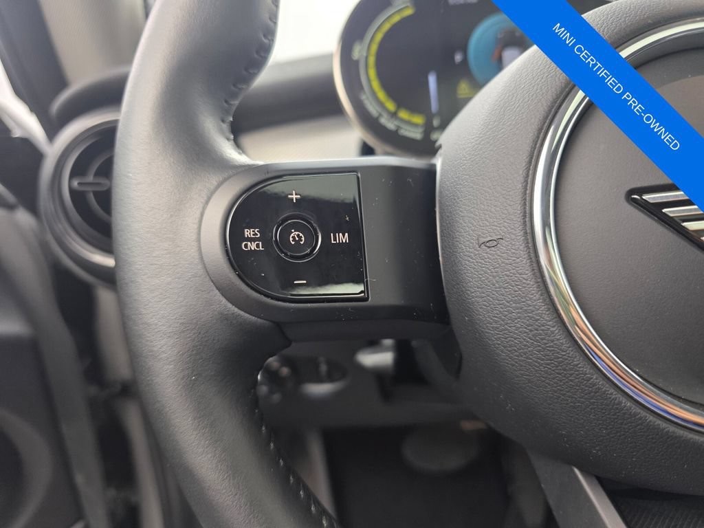 Used 2024 MINI Cooper SE FWD image 17
