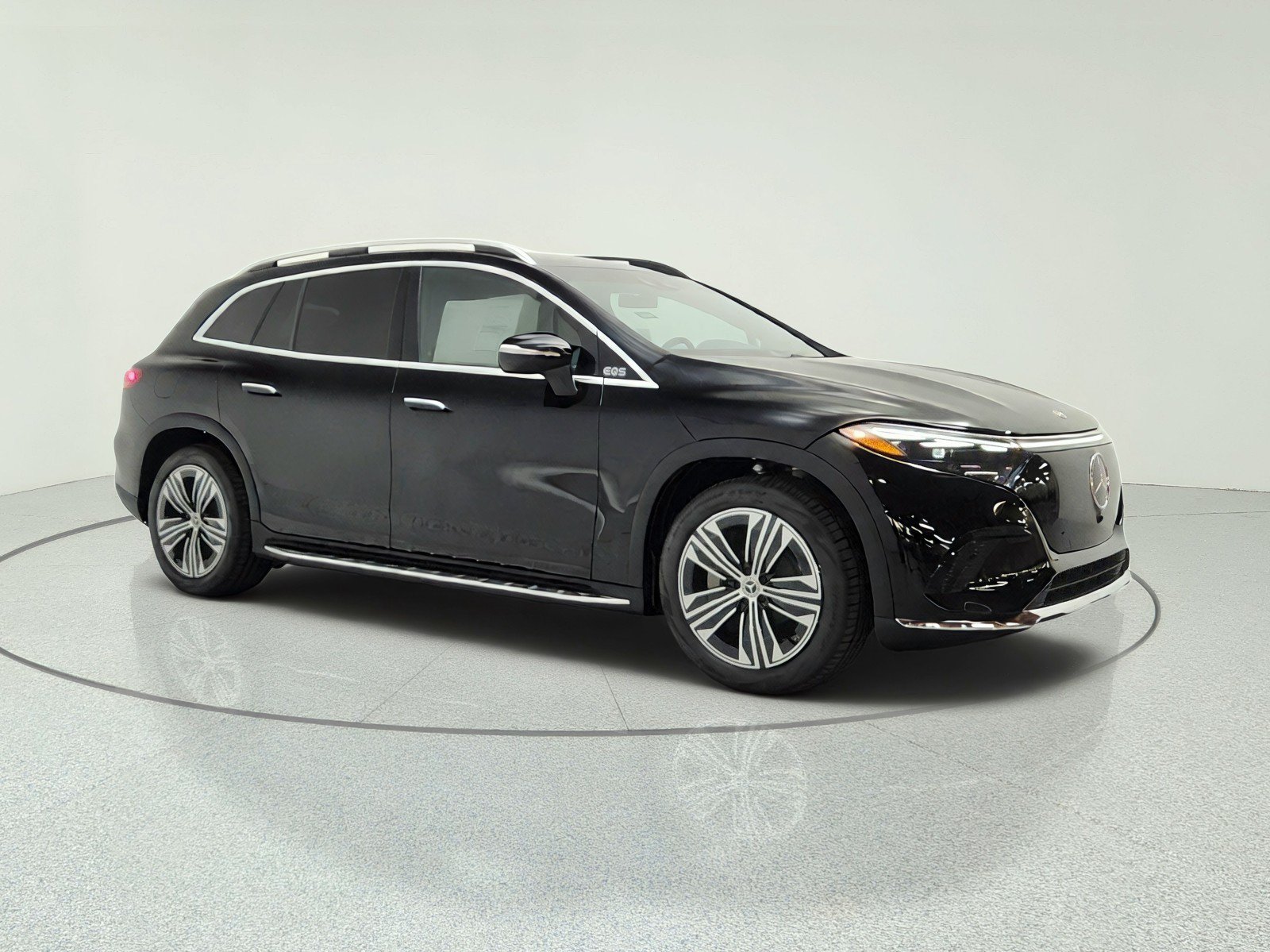 New 2026 Mercedes-Benz EQS 400 4MATIC SUV image 3