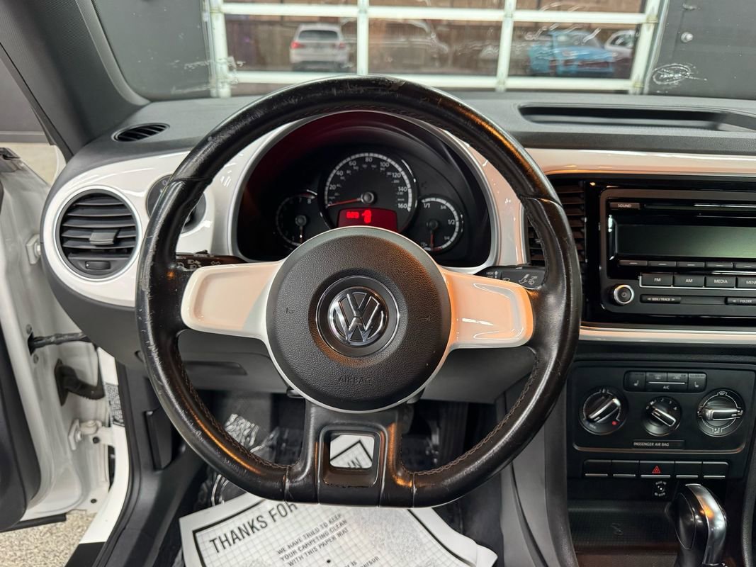 Used 2013 Volkswagen Beetle 2.5 image 18