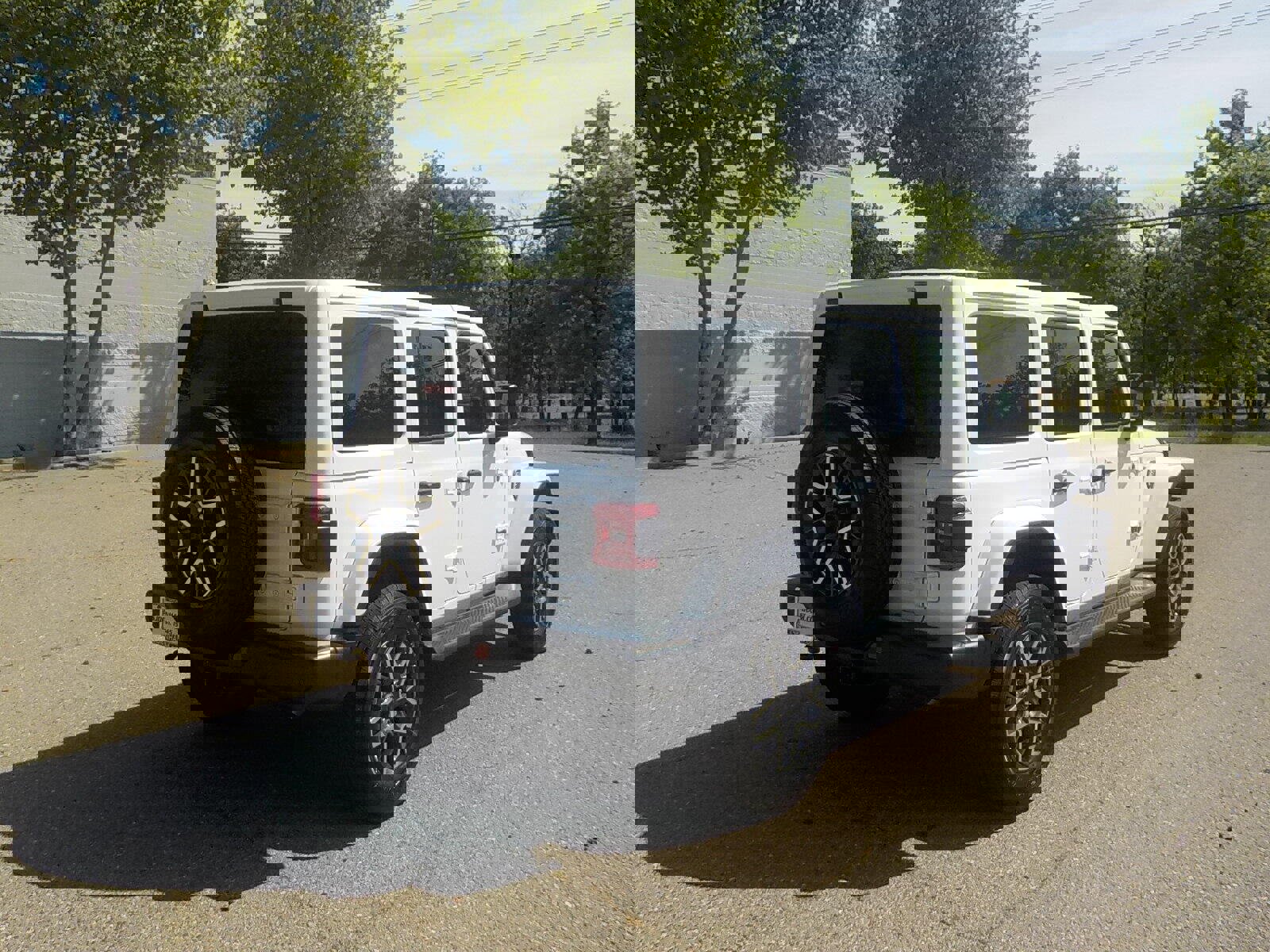 New 2026 Jeep Wrangler Unlimited Sahara image 9