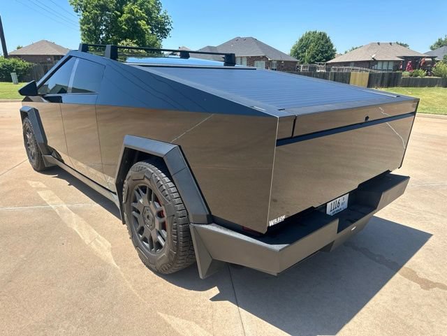 Used 2024 Tesla Cybertruck Cyberbeast AWD/4WD image 3