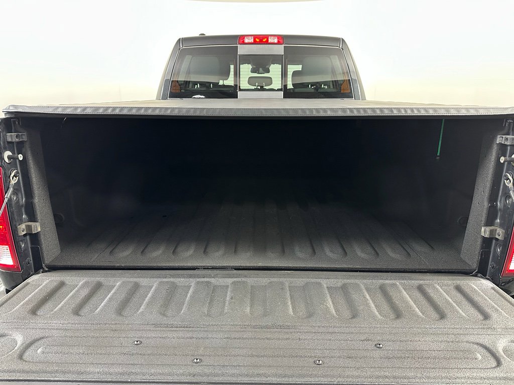 Used 2016 RAM 1500 Classic SLT image 12