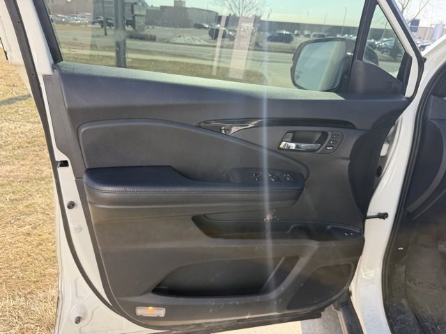 Used 2019 Honda Passport Elite image 11
