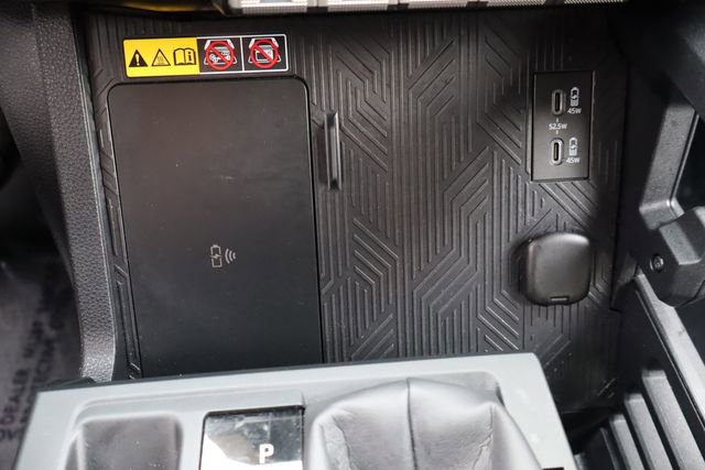 Used 2025 Toyota 4Runner TRD Off-Road image 32