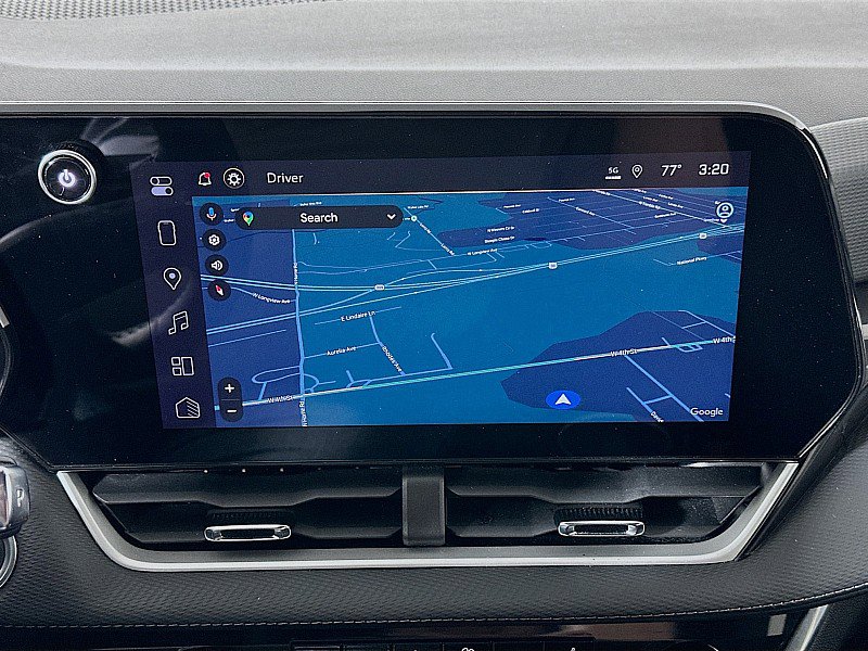 Used 2025 Chevrolet Equinox LT w/ Convenience Package II image 15