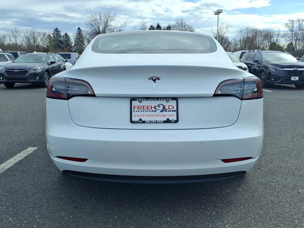 Used 2020 Tesla Model 3 Standard Range image 18