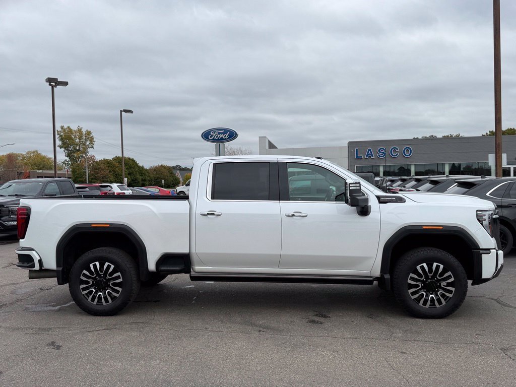 Used 2024 GMC Sierra 3500 Denali Ultimate w/ LPO, GMC Protection Package AWD/4WD image 48