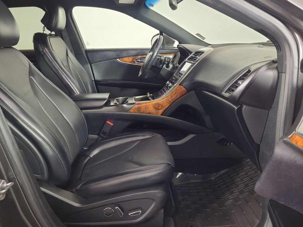 Used 2019 Lincoln Nautilus Reserve w/ Ultimate Package image 22