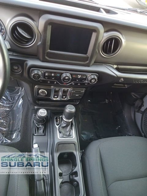 Used 2023 Jeep Wrangler Willys image 39