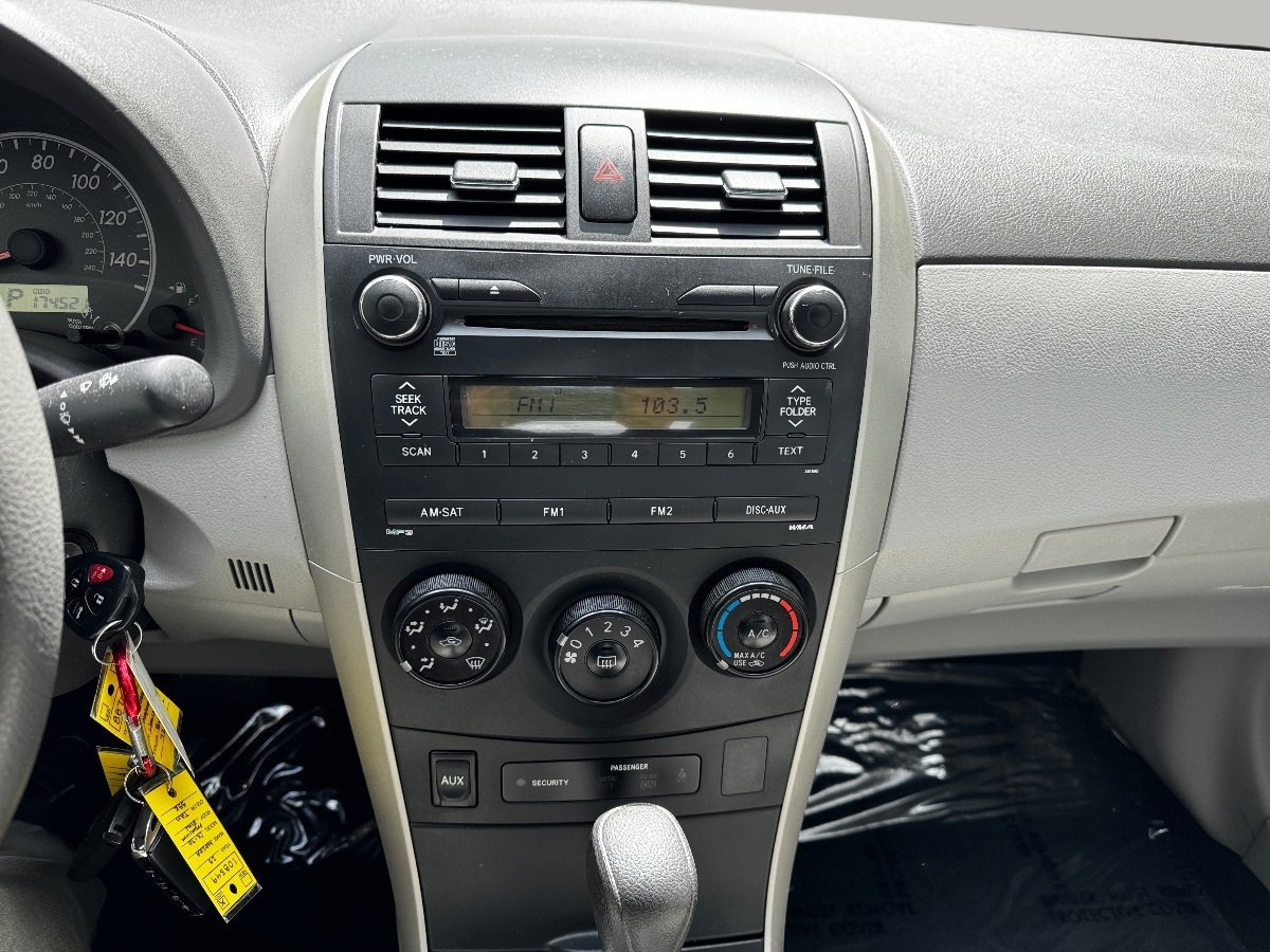 Used 2010 Toyota Corolla FWD image 24