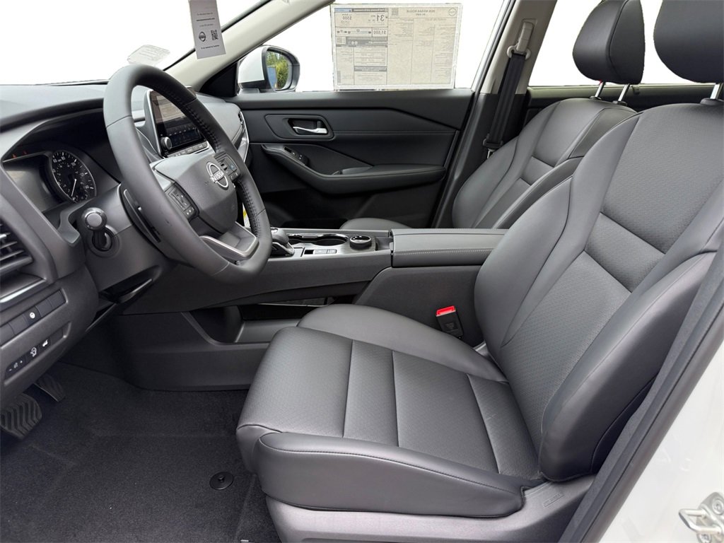 New 2026 Nissan Rogue SV w/ SV Premium Package image 9