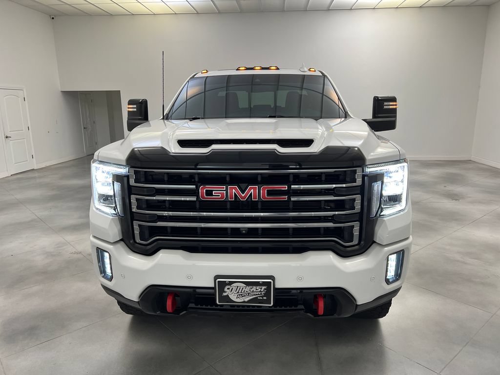 Used 2022 GMC Sierra 2500 AT4 w/ AT4 Preferred Package AWD/4WD image 3