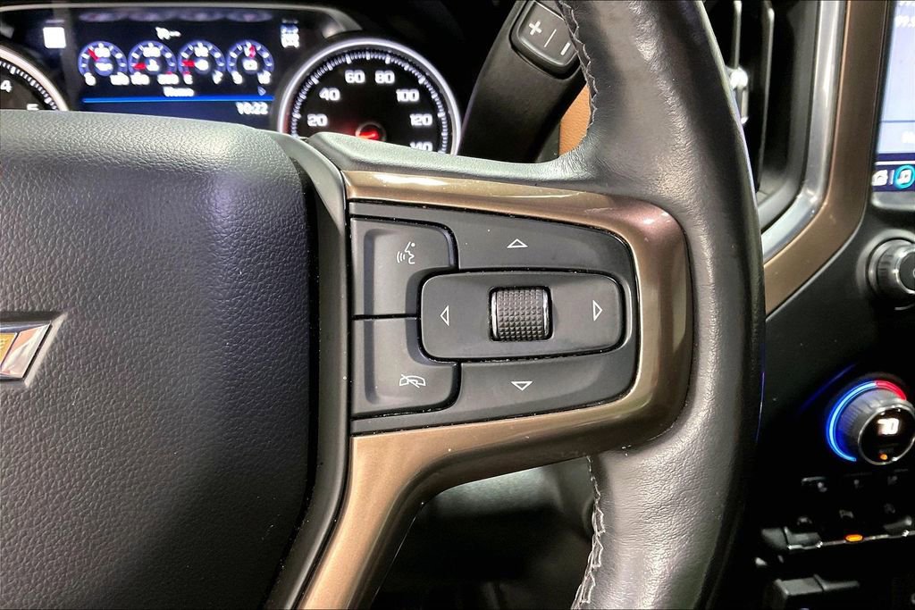 Used 2019 Chevrolet Silverado 1500 High Country w/ Technology Package AWD/4WD image 26