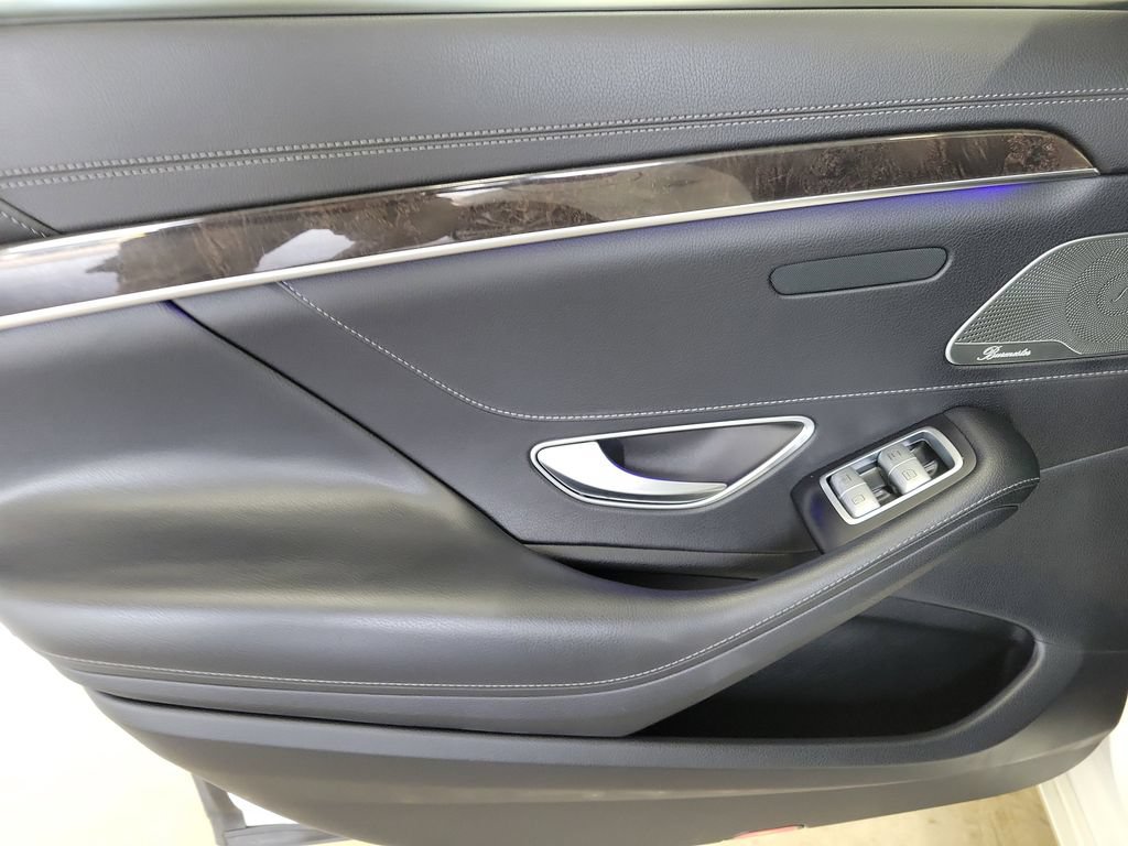 Used 2017 Mercedes-Benz S 550e w/ Premium Package image 15