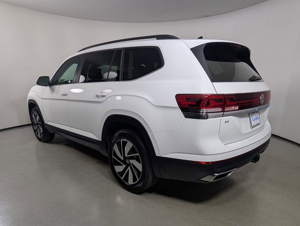 Used 2025 Volkswagen Atlas SE image 5