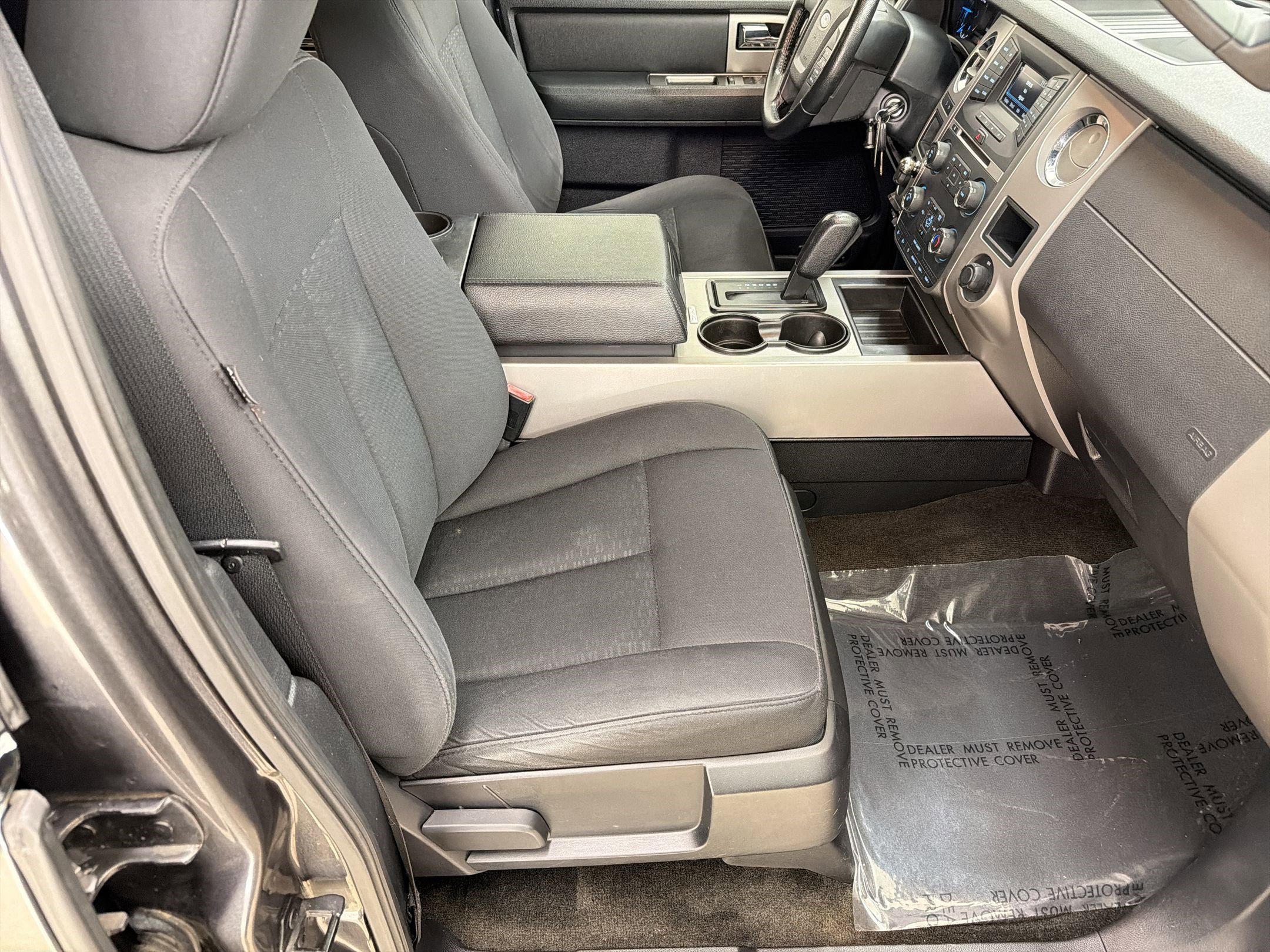 Used 2017 Ford Expedition XLT AWD/4WD image 26