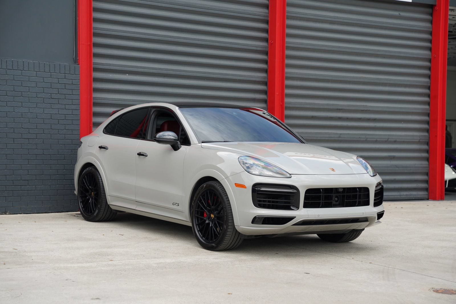 Used 2023 Porsche Cayenne GTS AWD/4WD image 7