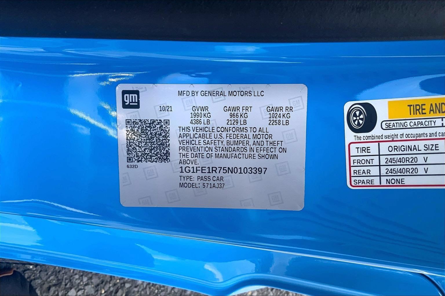 Used 2022 Chevrolet Camaro LT w/ RS Package RWD image 29